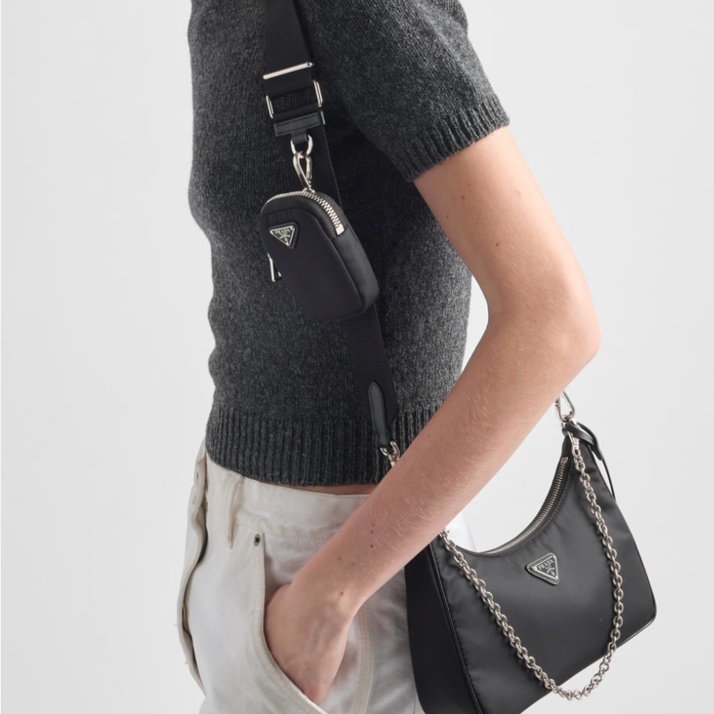 Prada re edition 2005 Black Shoulder Bag